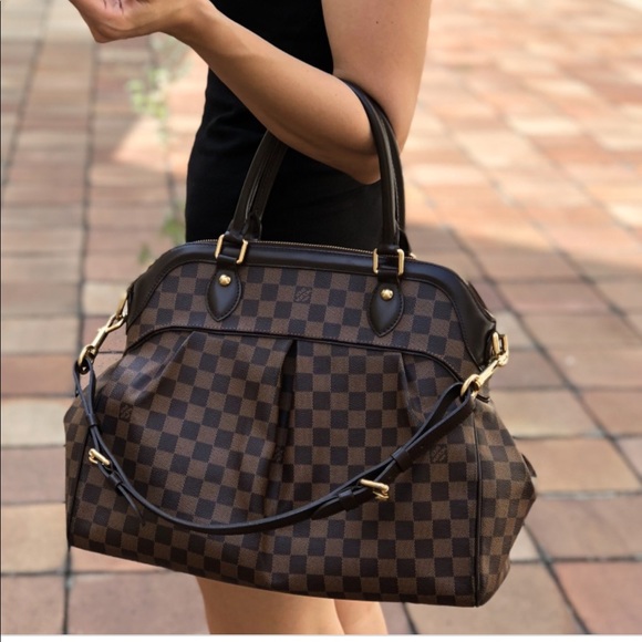 Louis Vuitton Bags | Authentic Trevi Gm | Poshmark